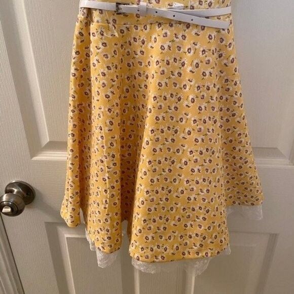 Knitworks Yellow Floral Daisy Lace Skater Dress Belted Hair Bow Girls Size 8 NEW - Picture 4 of 10